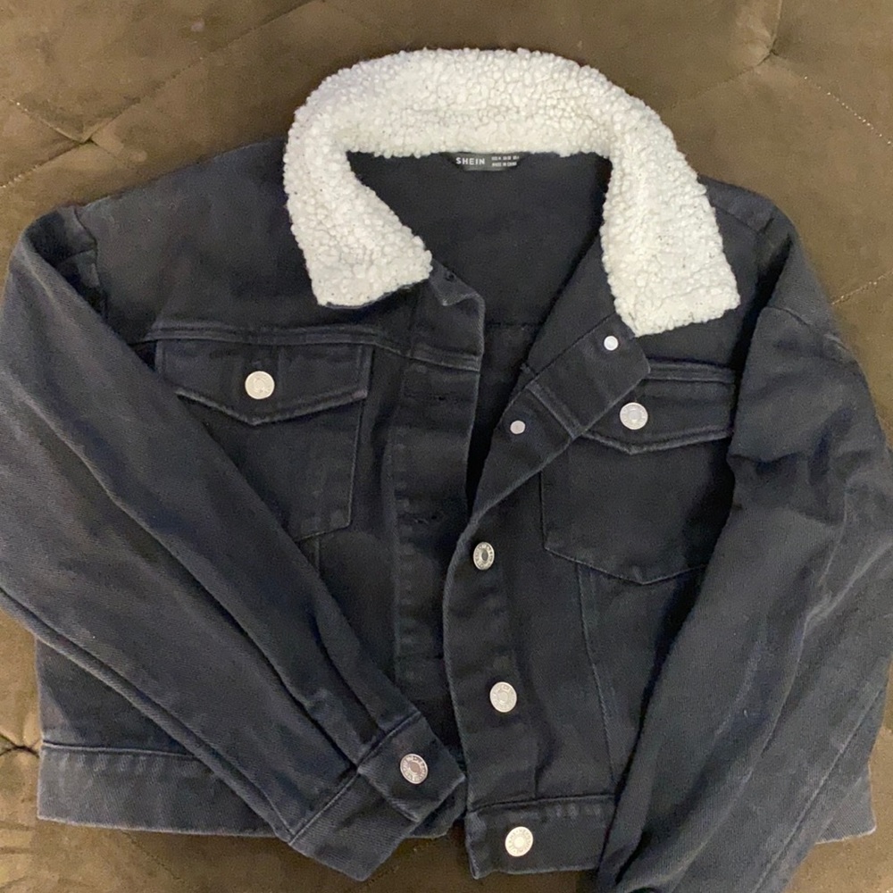 Black cropped jean jacket